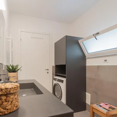 Residenza Maxim With Pool By Rent Apartment