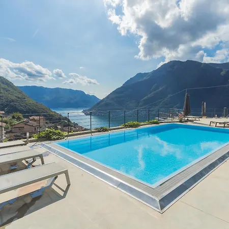 Residenza Maxim With Pool نيسّو
