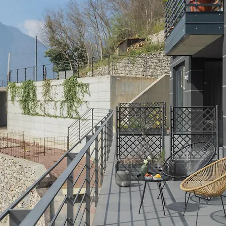 Residenza Maxim With Pool * نيسّو